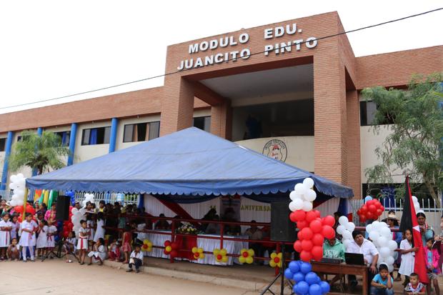 La Unidad. Educativa Juancito Pinto hoy celebra su 14° aniversario